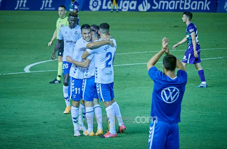 2-0: El Tenerife empieza con buen paso