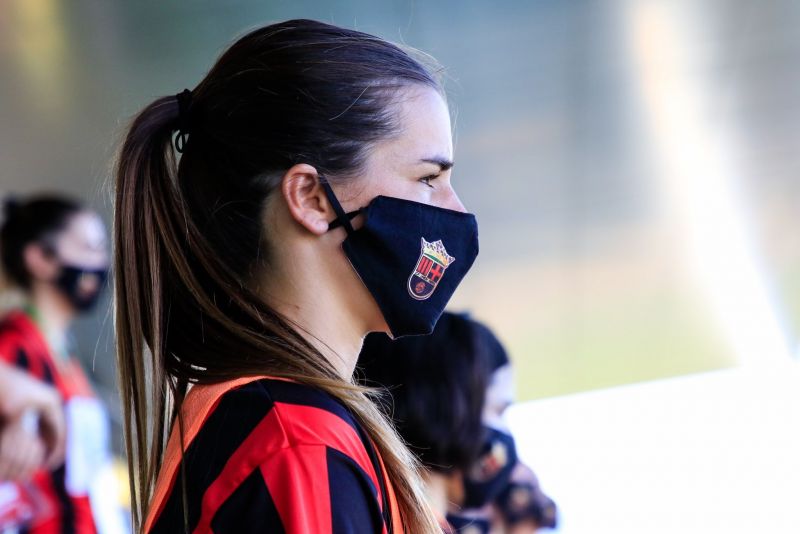 El CSD pide  evitar muestras de afecto o cariño en la vida social