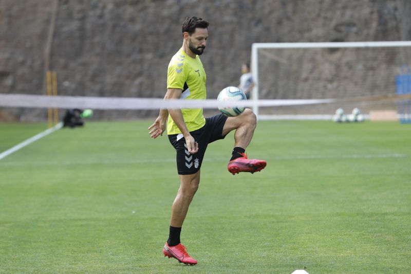 De la Bella, Javi y Gorrín; tres nombres antes de recibir al Mirandés