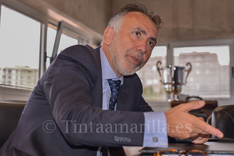 Canarias abre la puerta al turista con test del Covid19