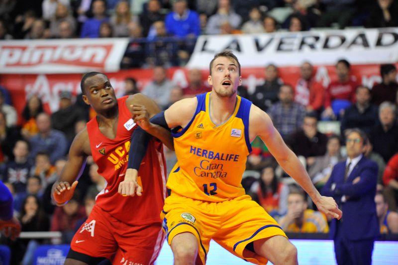 Hundidos otra vez en la recta final