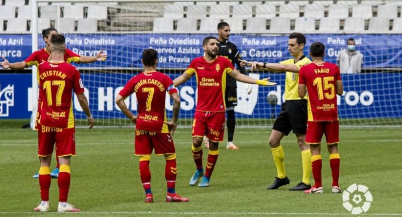2-1: Dormidera, derrota y calentura en Oviedo