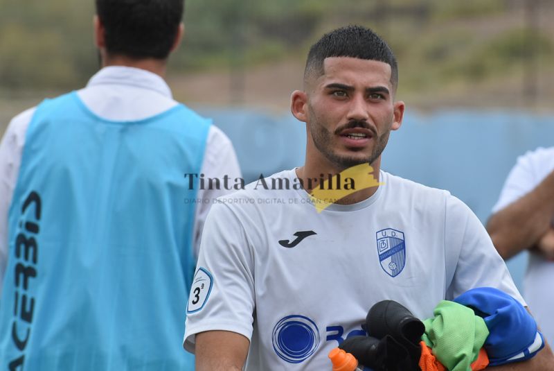 El Villa añade dos nuevos fichajes