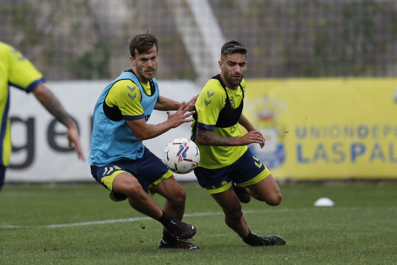 La UD sigue sus preparativos con la incógnita de Sergio Ruiz