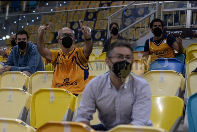 Los abonados del Gran Canaria no caben en el Arena