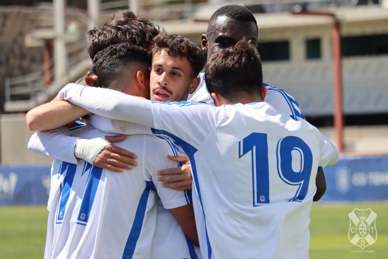 Las Palmas C cede un partido clave en la pelea por el liderato