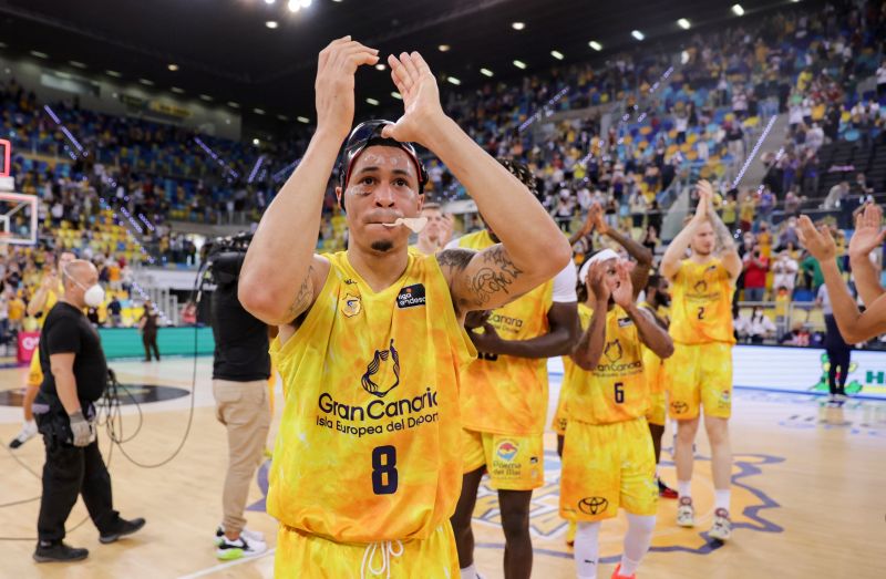 88-86: Khalifa marca el camino del play off