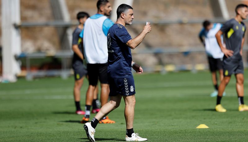 "Nuestros jugadores van a rendir mejor en Primera que en Segunda"