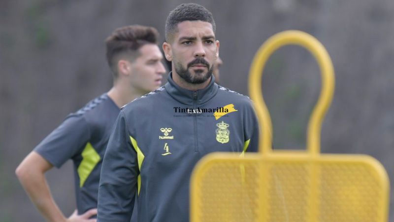 "Primero salvarnos y luego, molestar a los de arriba"