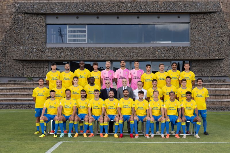 La foto oficial de la Liga 2023-24, penúltima escena de Pimienta