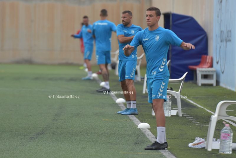 La plantilla del Tamaraceite, libre de Covid19