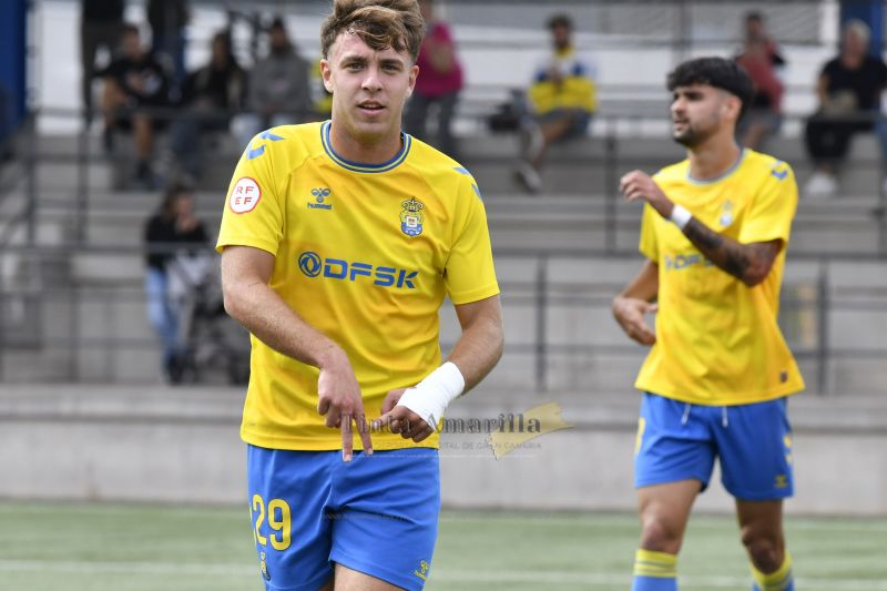 Las Palmas Atlético y Lanzarote sacan tajada a la jornada