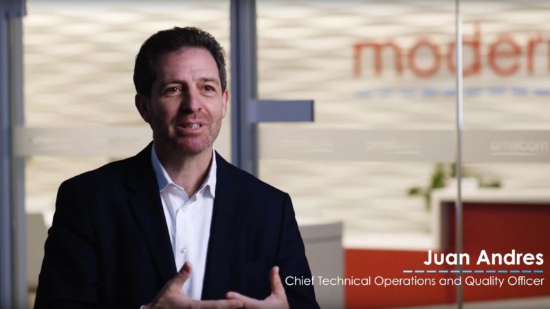 Un español tras la vacuna que podría llegar a finales de 2020