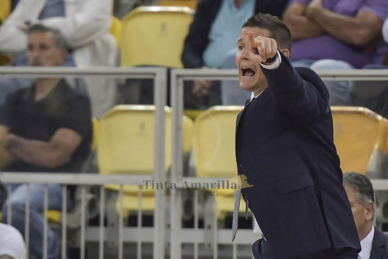 "El Canarias jugaba de memoria con solo una semana de pretemporada"