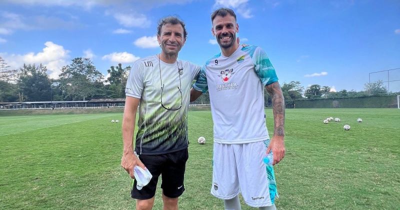 Luis Milla da la bienvenida a Tyronne