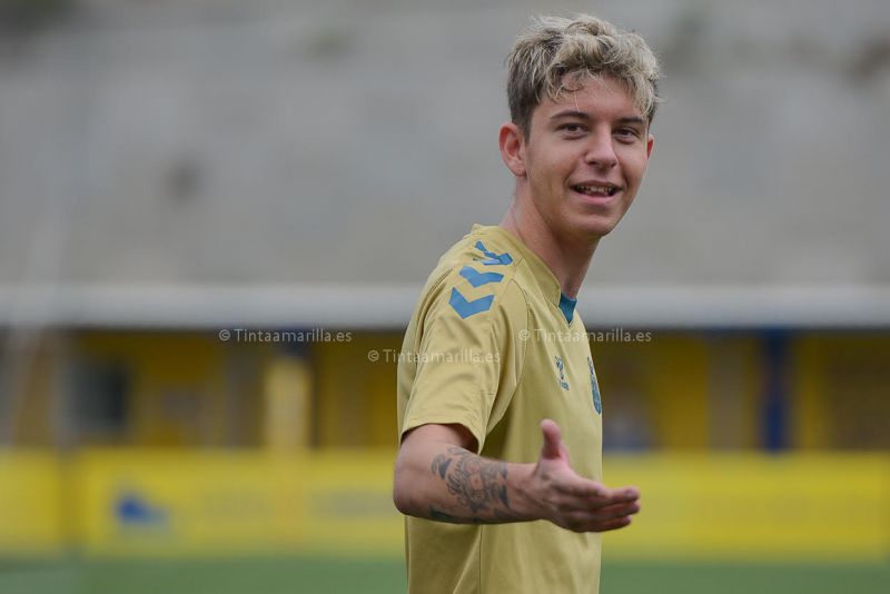 "Me veo con opciones de ser un buen central"