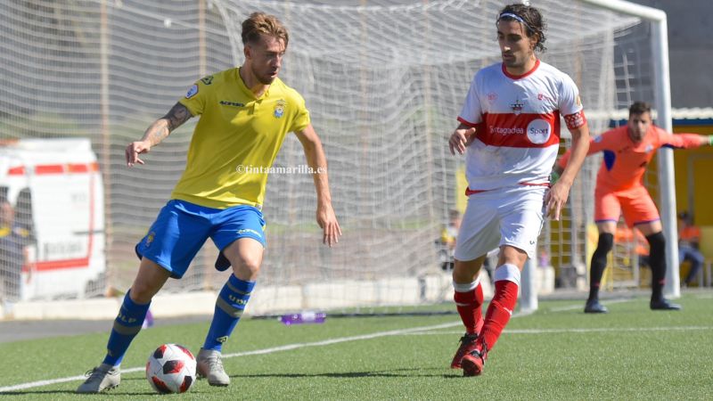 0-2: El filial firma un triunfo con fundamento