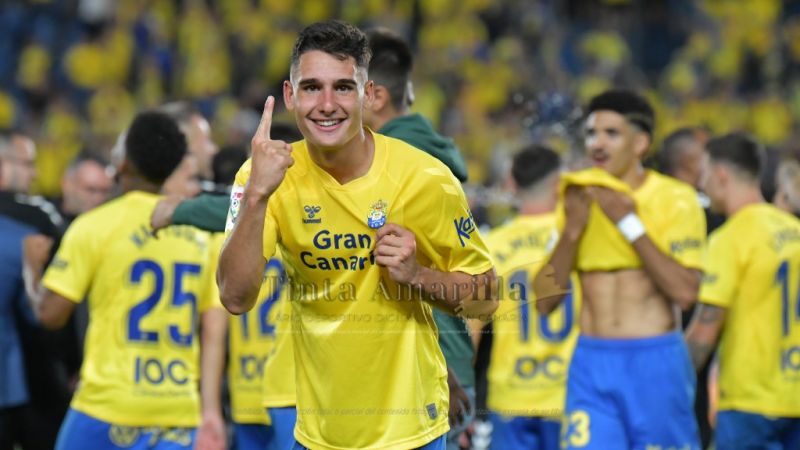 Tres nombres de la UD aparecen en un mercado cerrado