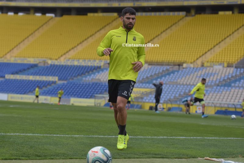 Mel indulta a Tana, convocado para Alcorcón