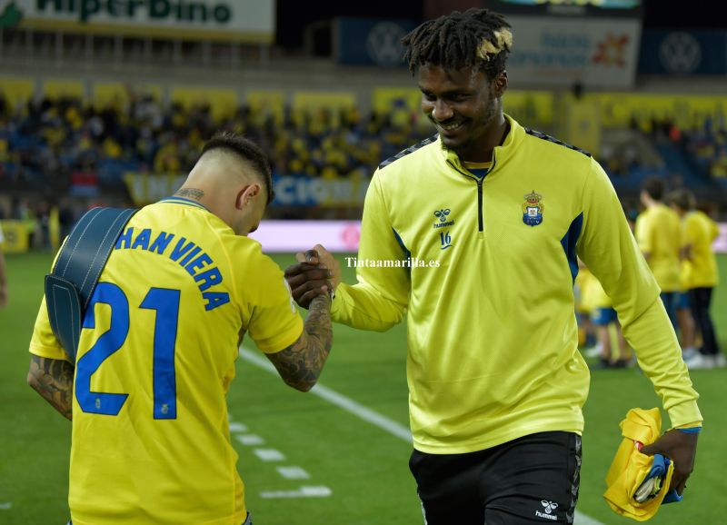 El 21 se vio en el césped