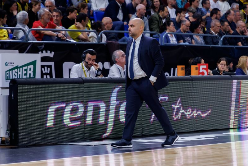 García felicitó a su plantilla por los buenos momentos ofrecidos en el derbi