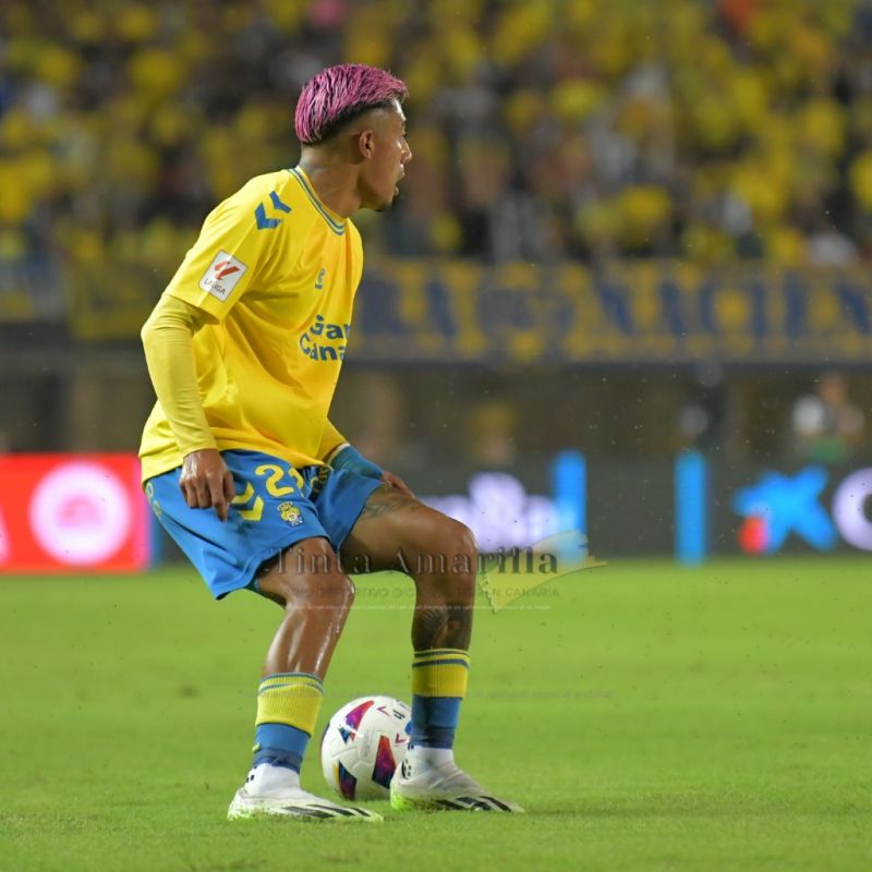 Julián Araujo tiene cita en la final a cuatro de la Liga de Naciones 