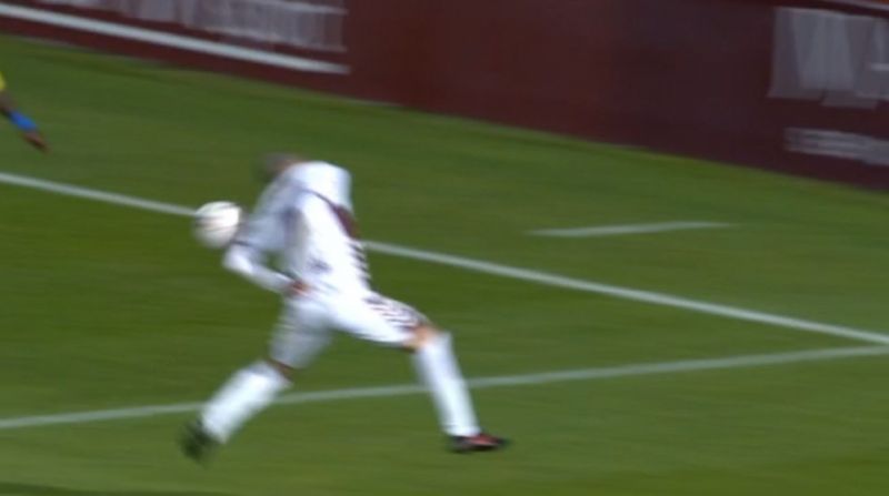 El VAR ratifica el primer penalti en favor de la UD