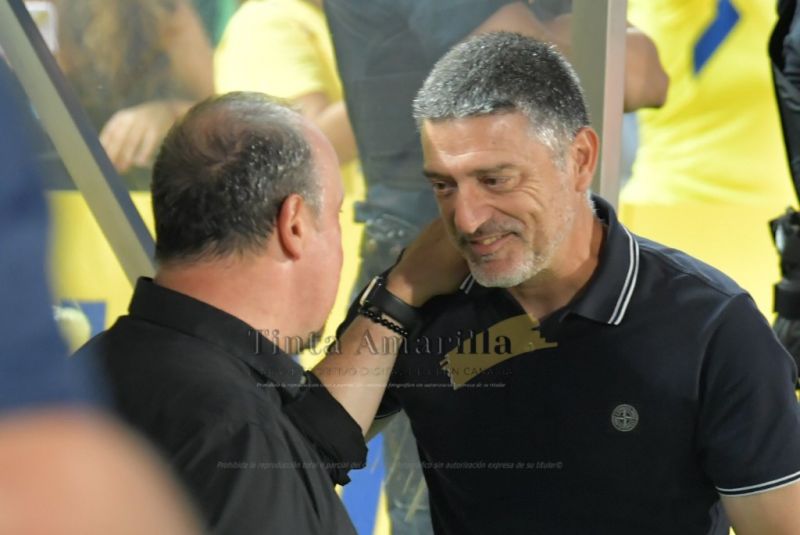 "Hoy ganó Viera el partido; nos ayudará mientras esté con nosotros"