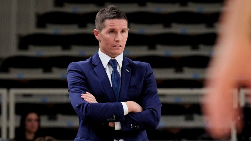 Lakovic reconoce la mala defensa amarilla en Trento