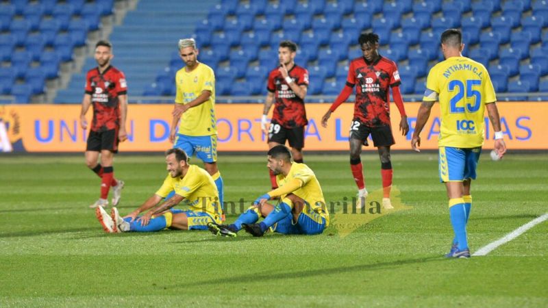 0-2: La UD es un dulce en la puerta del colegio