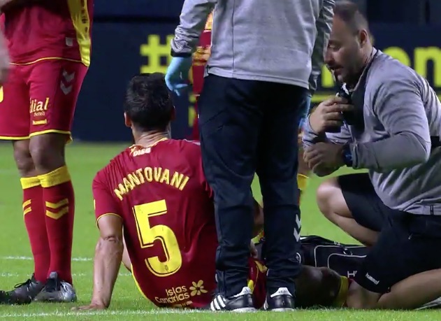 Mantovani, mes y medio fuera