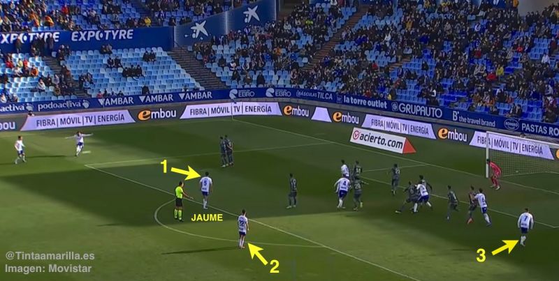 Caos en la estrategia defensiva de La Romareda