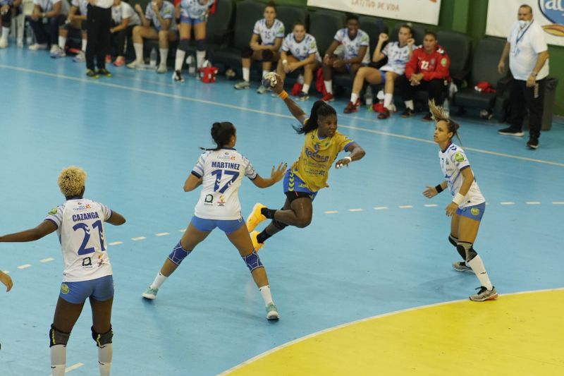 28-21: El Remudas gana con autoridad el derbi