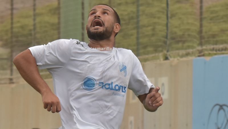 "Estoy ilusionado con mi nueva etapa en el Arucas"