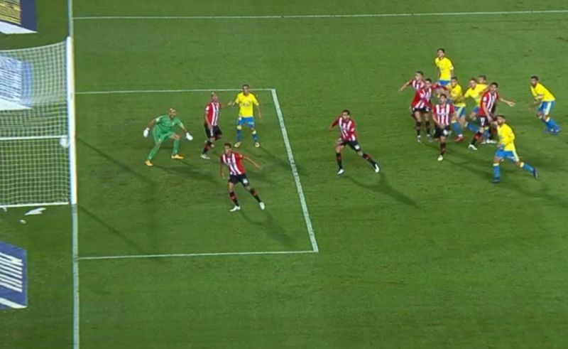 Lo que vio el VAR en el gol anulado a Eric