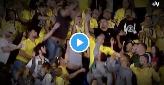 Palomita tras la camiseta de Araujo