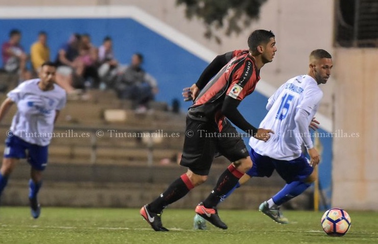 El venezolano Guillermo Octavio vuelve al Viera