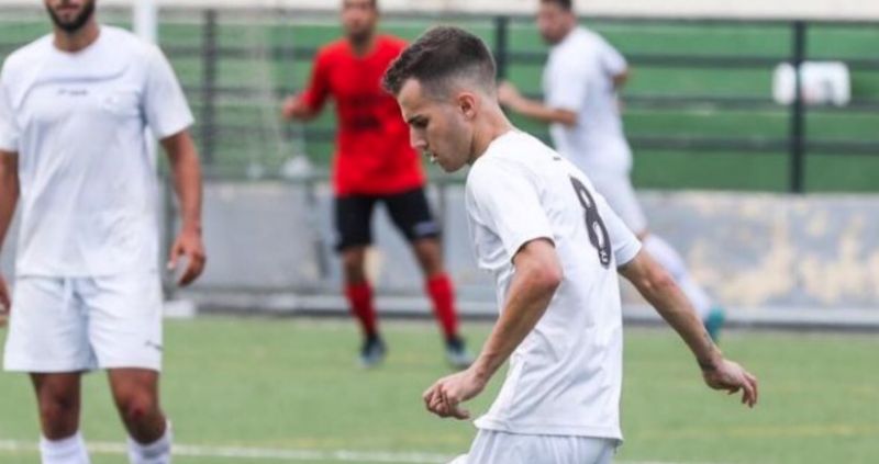 El Glossop inglés anuncia la llegada del grancanario Víctor Pons