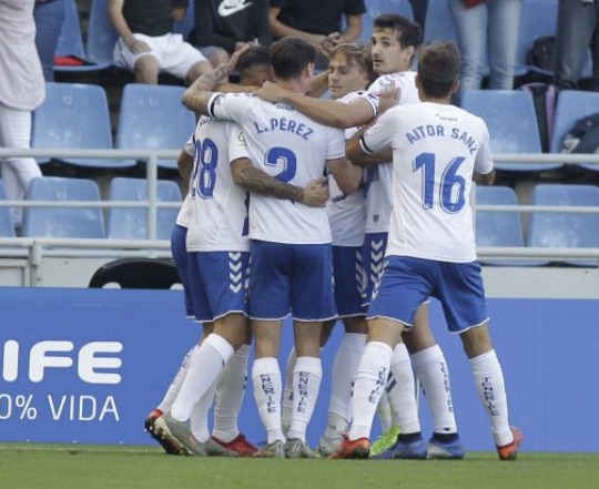 4-2: El Tenerife sale del descenso