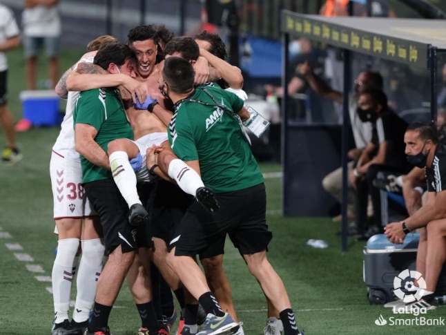 Maikel Mesa salva al Albacete y manda al Depor a Segunda B