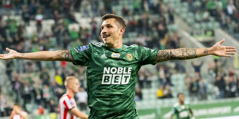 Erik vuelve con fuerza y con goles a la Liga polaca