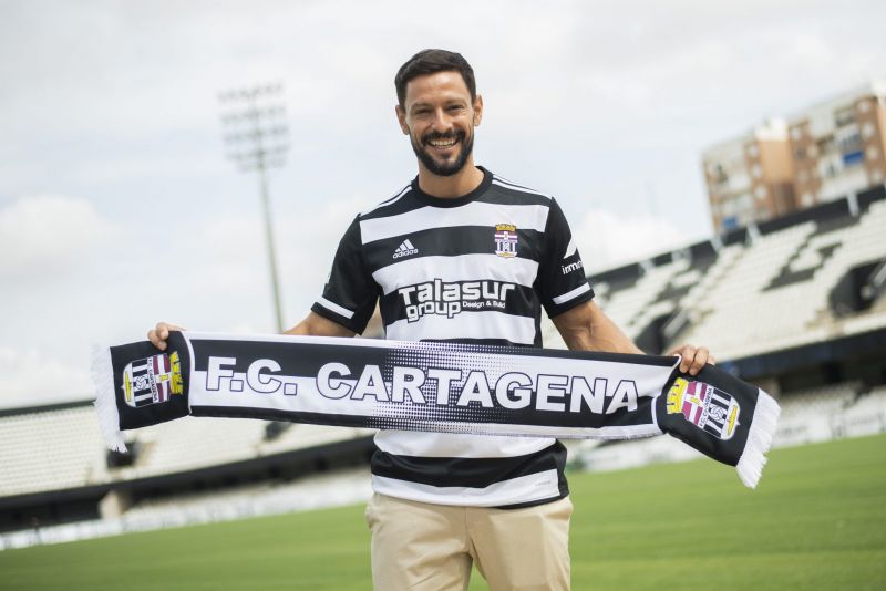 De la Bella, en Cartagonova