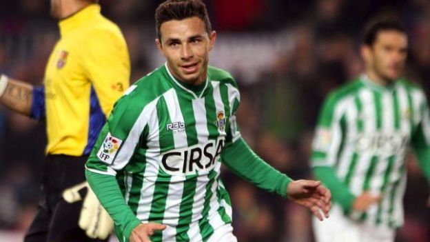 Rubén Castro se enfada