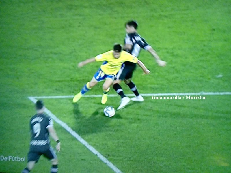 Ocón ni el VAR aceptaron un segundo penalti