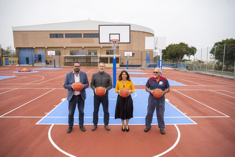 Culminan las obras en las canchas exteriores del Rita Hernández