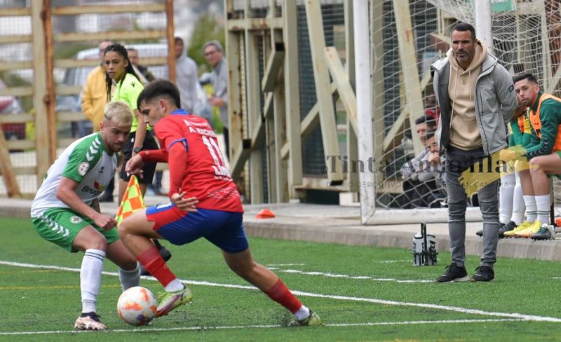 Villa: Un equipo revelación con un técnico revelación