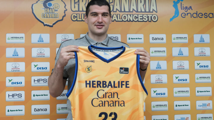 "Vamos a procurar jugar el año próximo en la Eurocup"