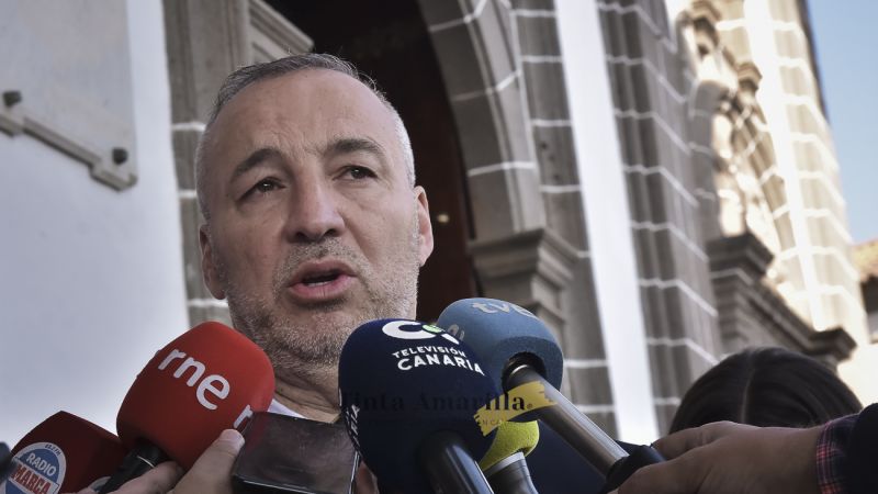 "Aún tienen que venir cinco jugadores"