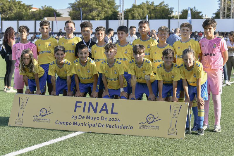 La minicopa alevín también fue amarilla