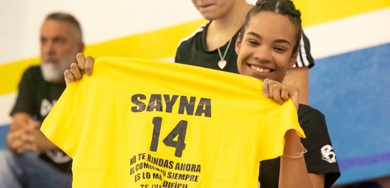 Sayna reconoce pérdida de musculatura por falta de medios